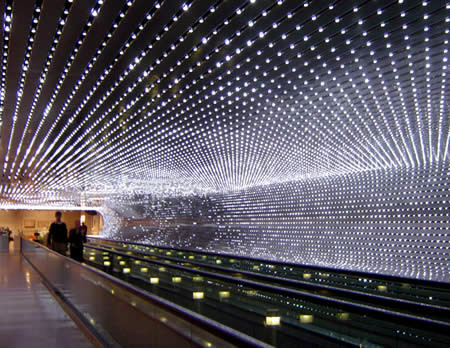 美国超快LED提速1000倍 用于LED光通信
