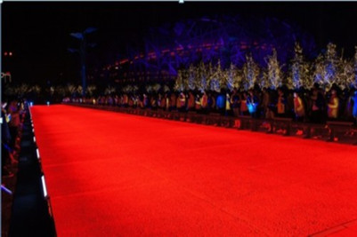APEC“灯光红毯”创意设计 LED精准照明属首创