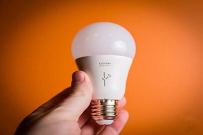 欧司朗Lightify：中端智能灯泡 照明效果不俗