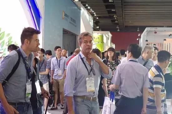 LED照明生产厂商生存遇窘境 整合资源再出发是捷径