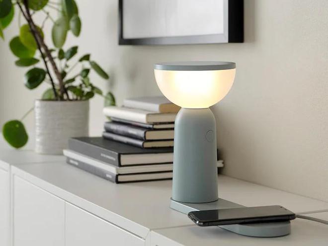 宜家推出便携式台灯BETTORP LED